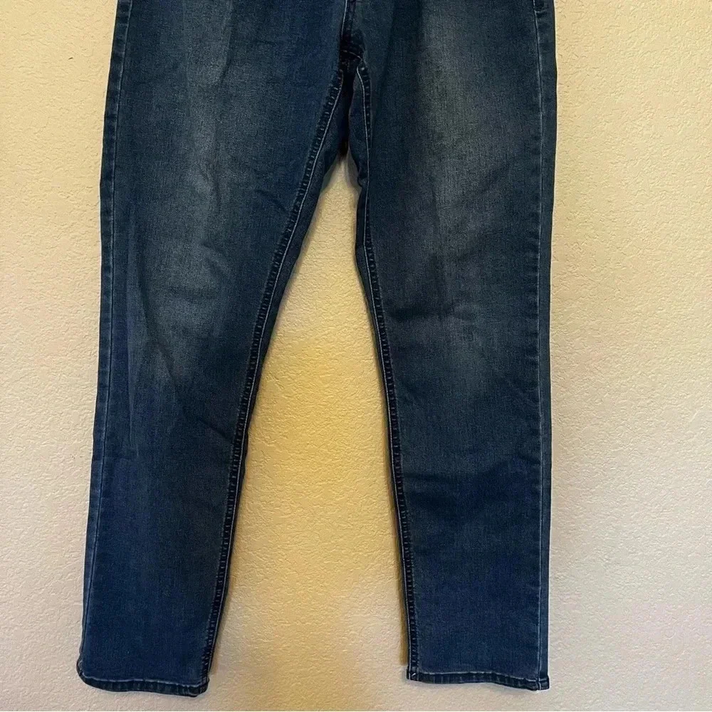 Buffalo David Bitton straight leg men's jeans size 34 X 32 in EUC RN149651